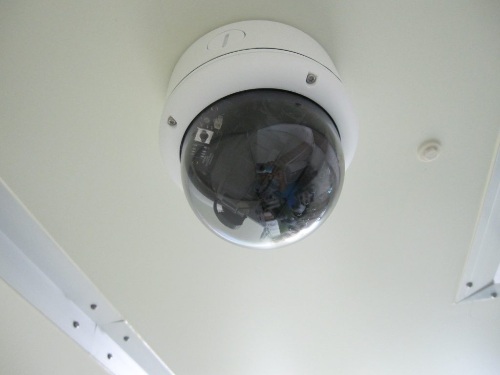 ドーム型監視カメラ　日本防犯システム